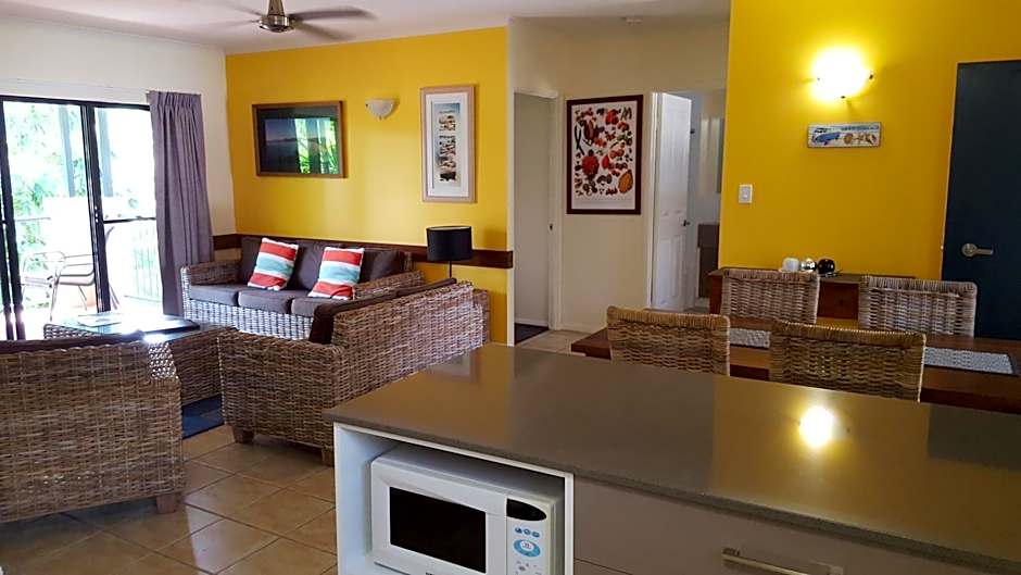 Nautilus Holiday Apartments