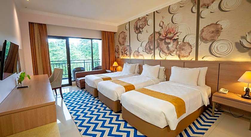 The Green Peak, ARTOTEL Curated