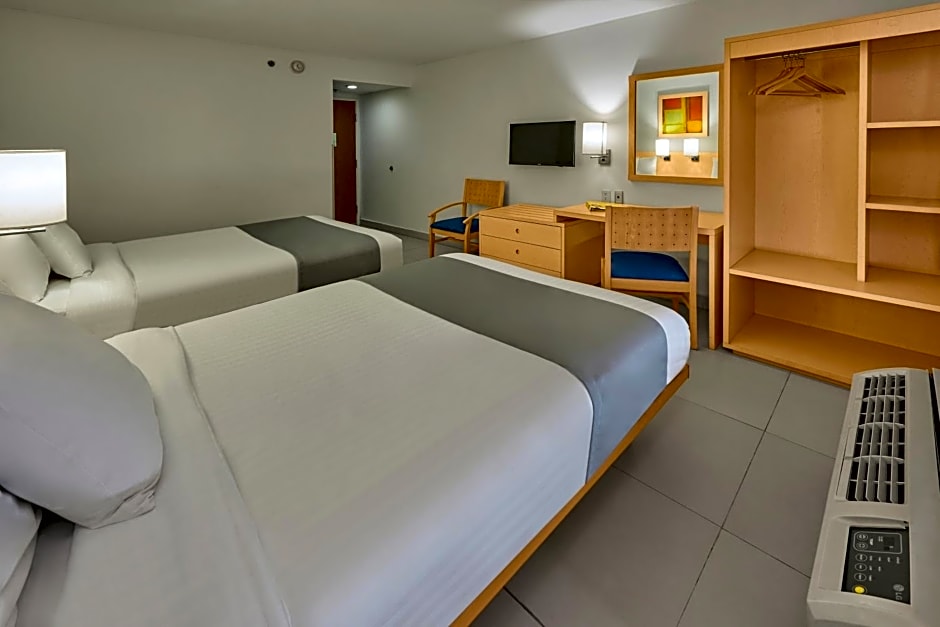 City Express by Marriott Lazaro Cardenas