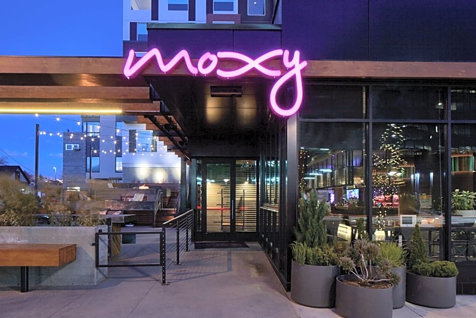 Moxy by Marriott Denver Cherry Creek