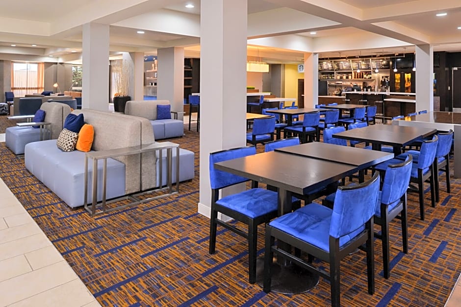 Courtyard by Marriott Milwaukee North/Brown Deer