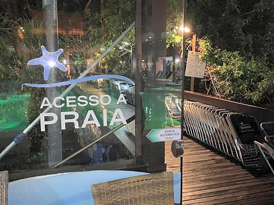 Jurerê Beach Village - Flat na Praia