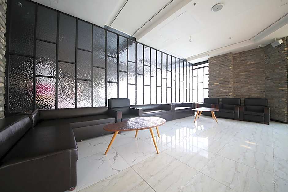 Hotel J-TOP Cheonan