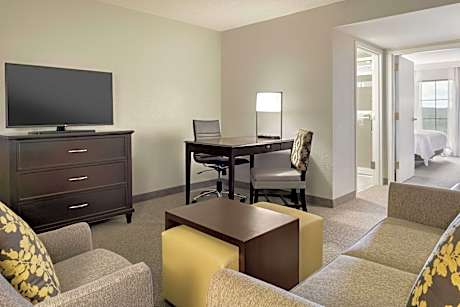 2 Room Suite-1 King Bed-Nonsmoking