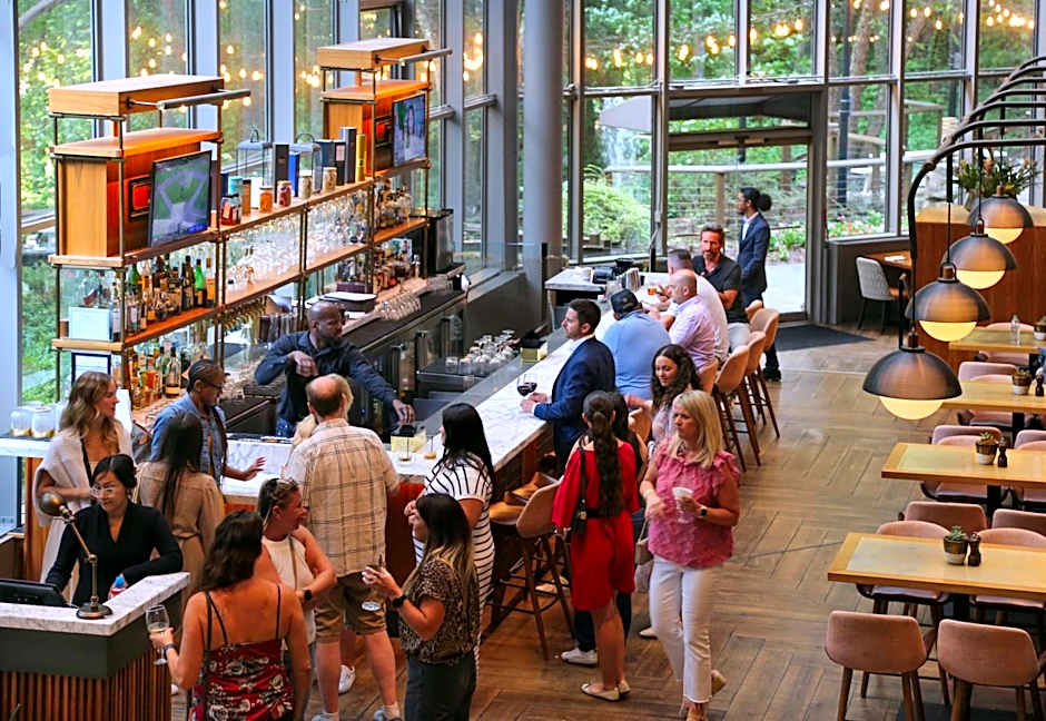 Crowne Plaza Atlanta Perimeter at Ravinia By IHG