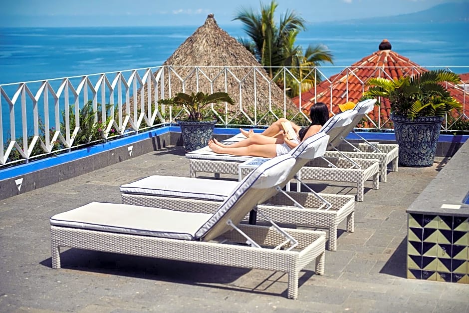 Hotel Luxury Patio Azul