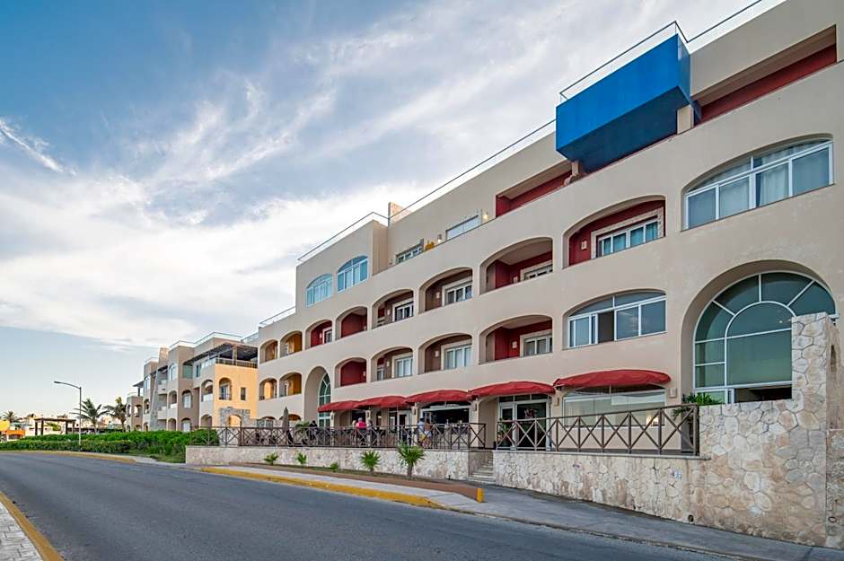 Shama Apartment beach front