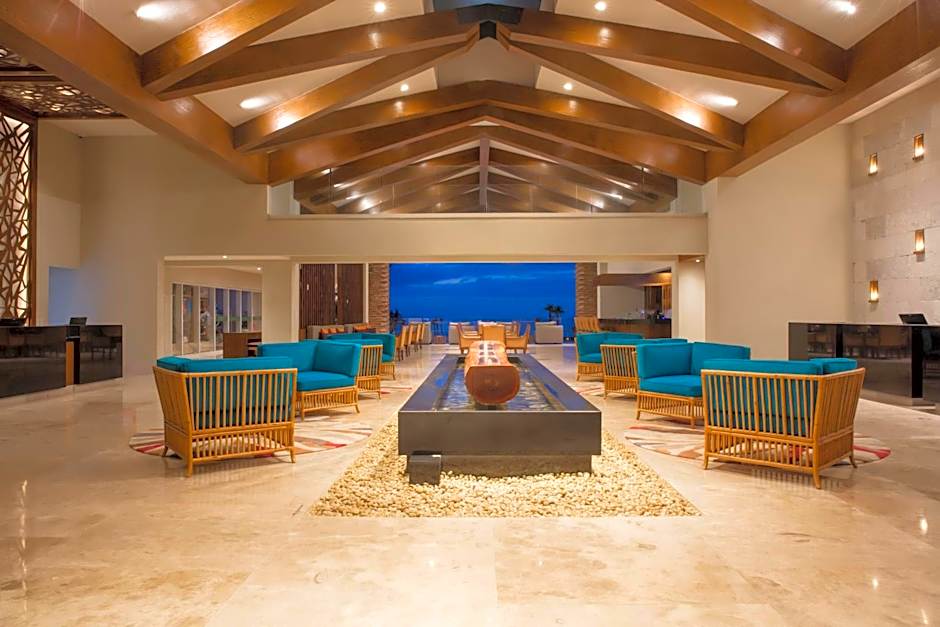 Altitude by Krystal Grand Los Cabos - All Inclusive