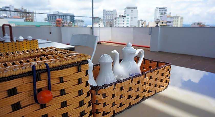 Poetic Hue Hotel & Spa