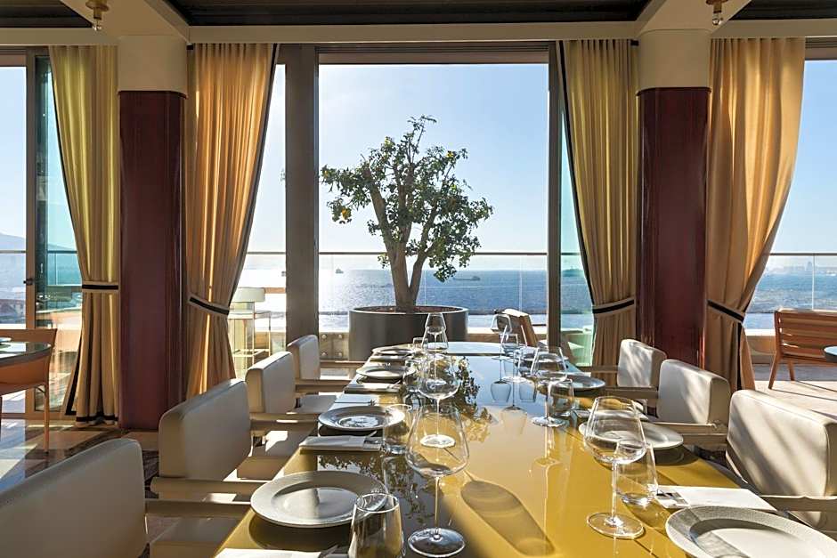 Izmir Marriott Hotel