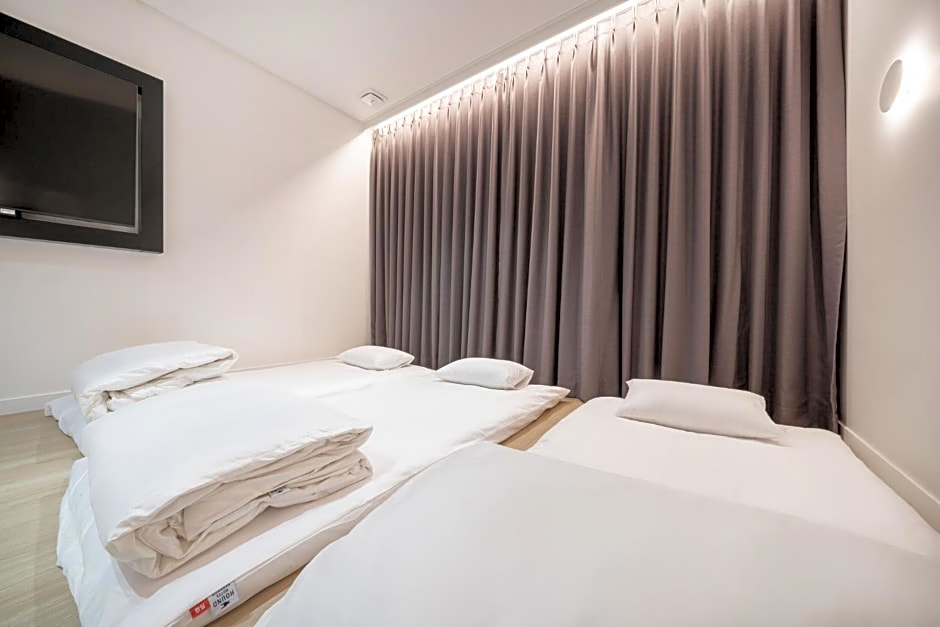 Hound Hotel Mokpo Peace Plaza