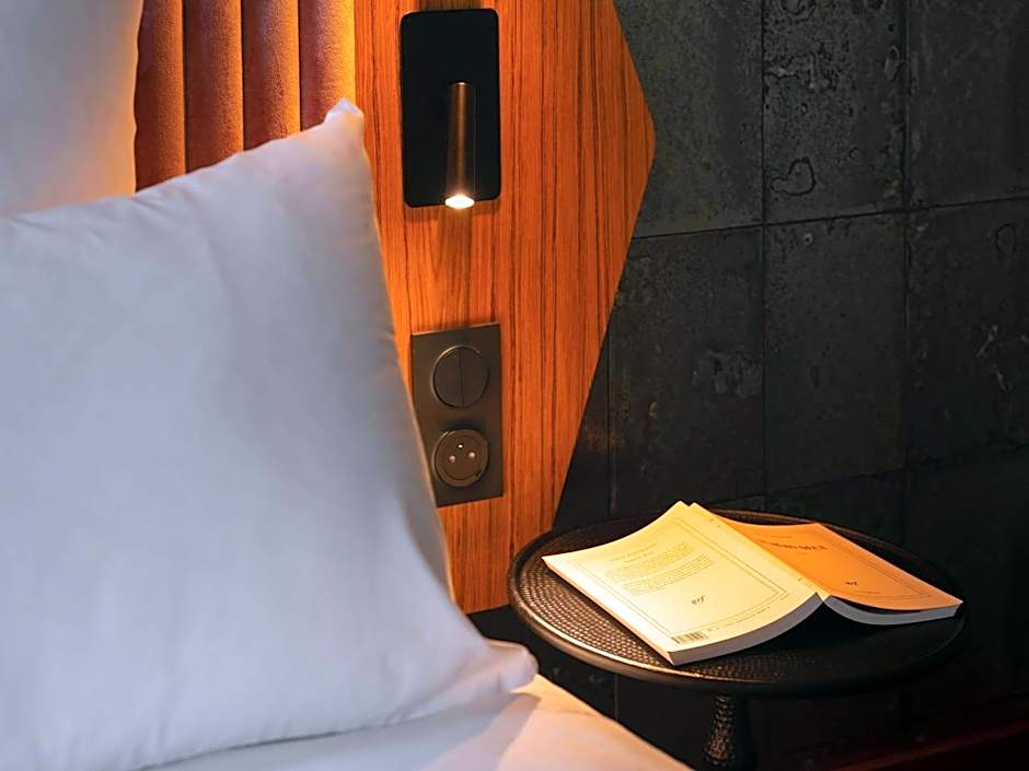 Hotel Maison Louise Lille Centre Handwritten Collection