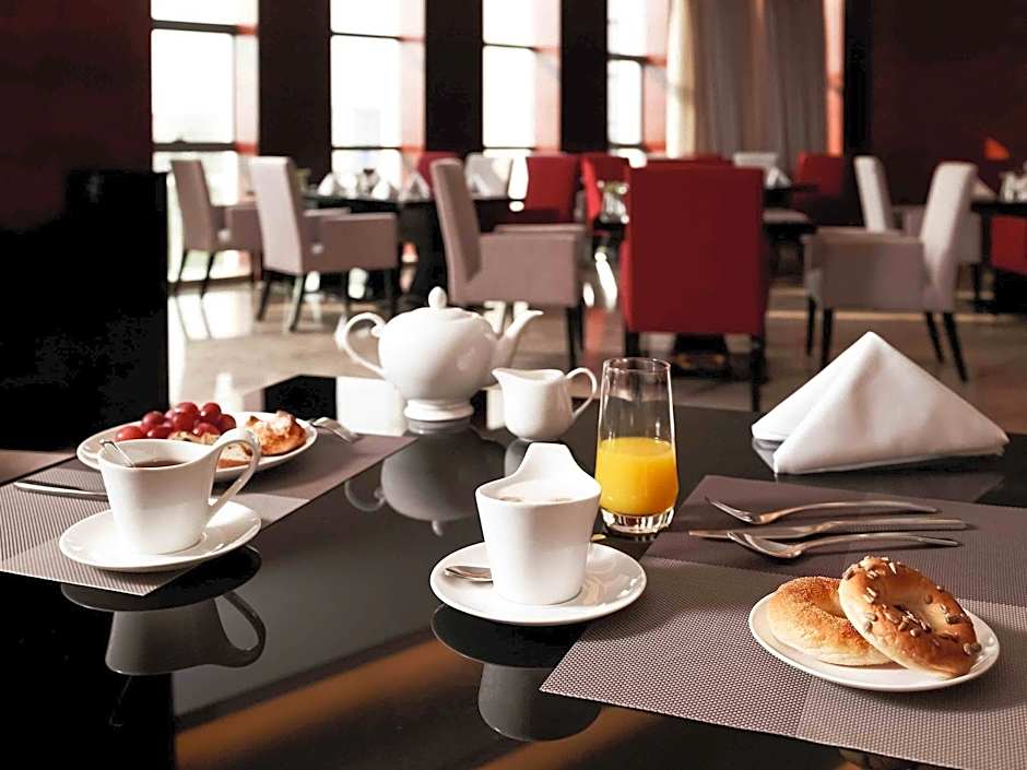 Pullman Wuxi New Lake Hotel