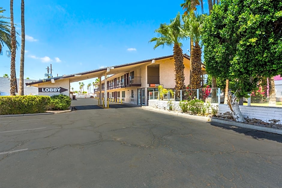 Knights Inn And Suites Yuma