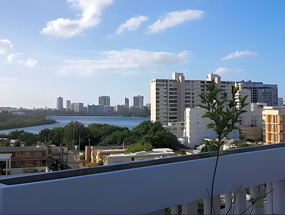 The Wave Hotel Condado