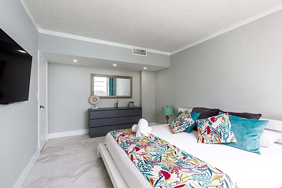 The Tides Ocean Luxury Suites