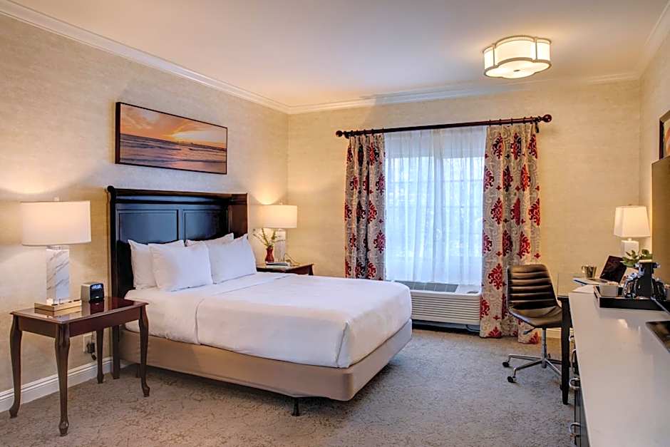 Ayres Hotel Costa Mesa/Newport Beach