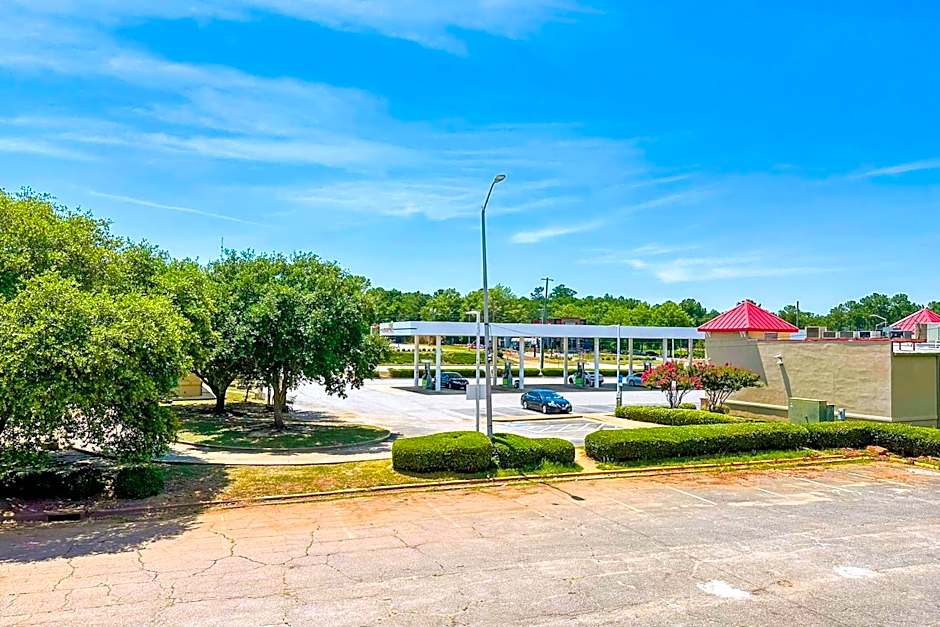 Sunrise Inn By OYO Albany