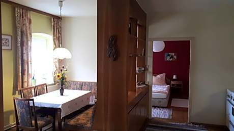 Apartment with Shower