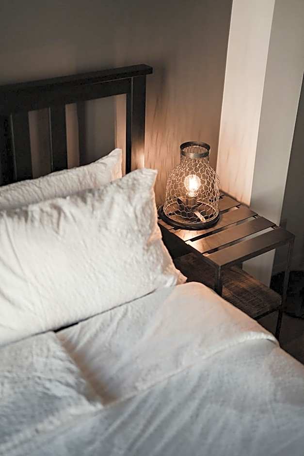 No8 Boutique Hotel - self check in