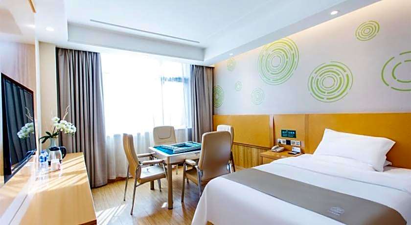 GreenTree Inn Fuyang Linquan County Economic Development Zone Xingye Road Branch