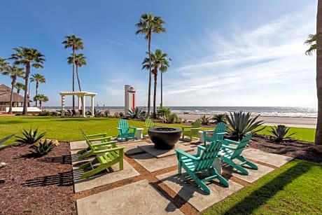 DoubleTree By Hilton Hotel Galveston Beach