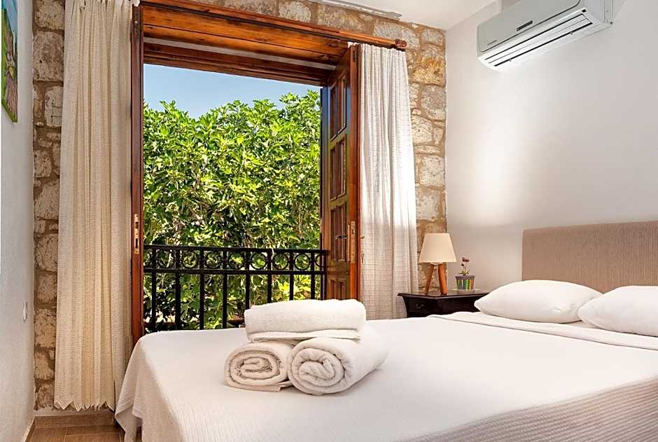 Flores Hotel Alacati