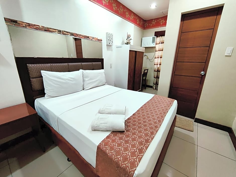 Executive Tulip Apartelle