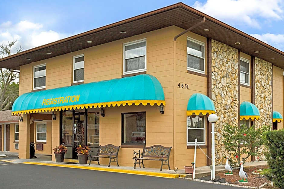 Knights Inn - Kissimmee Orlando