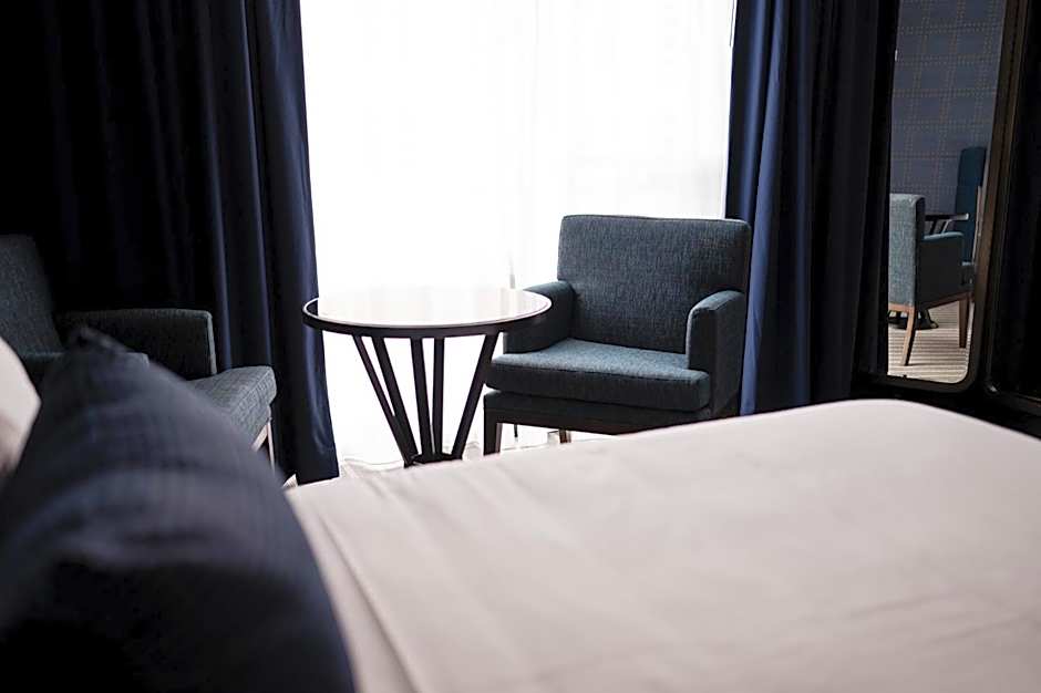 Cambria Hotel Boston Somerville