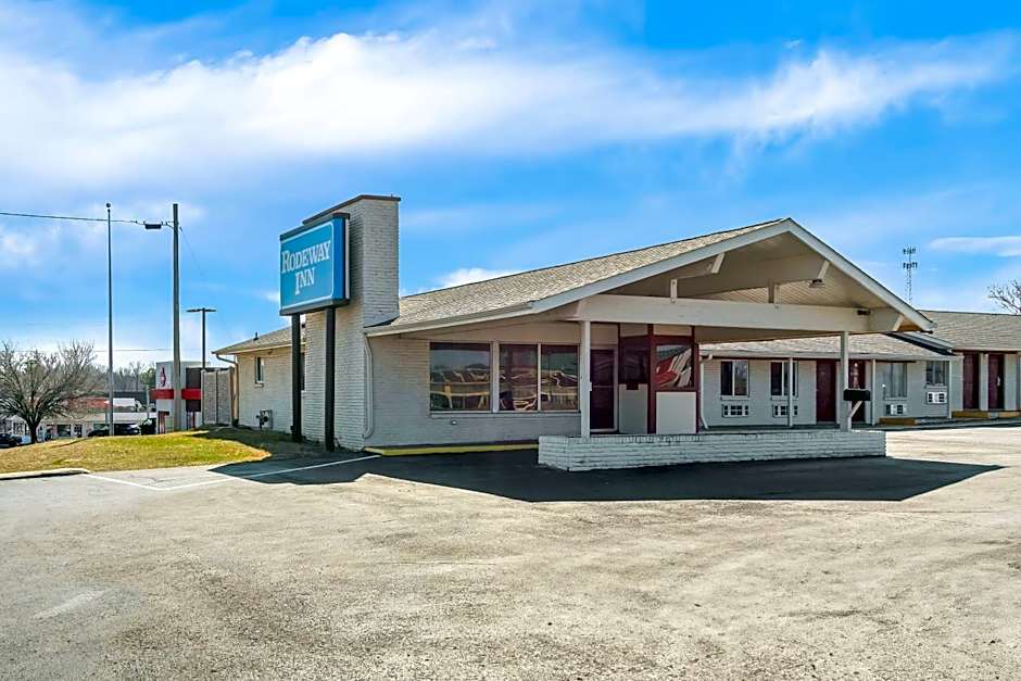 Rodeway Inn Dickson