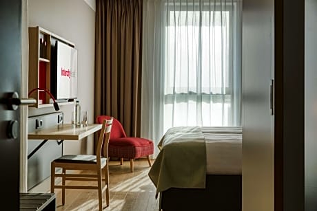 Business Room with separate beds