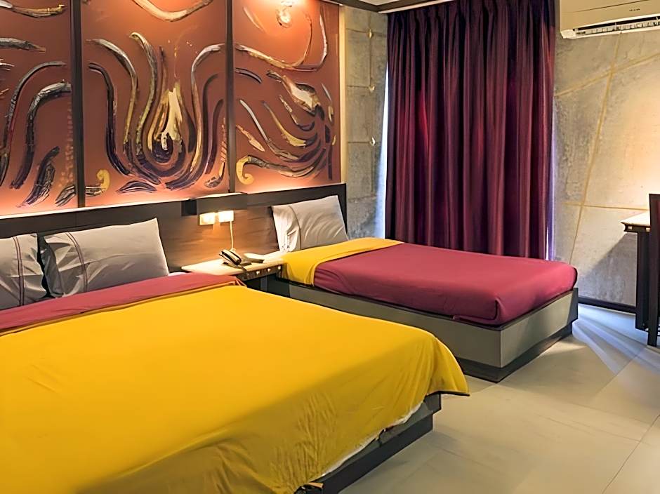 Pak Ping Ing Tang Boutique Hotel