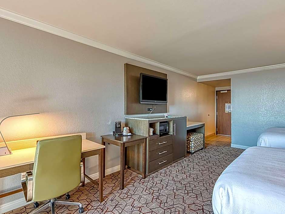 Amanzi Hotel, Ascend Hotel Collection