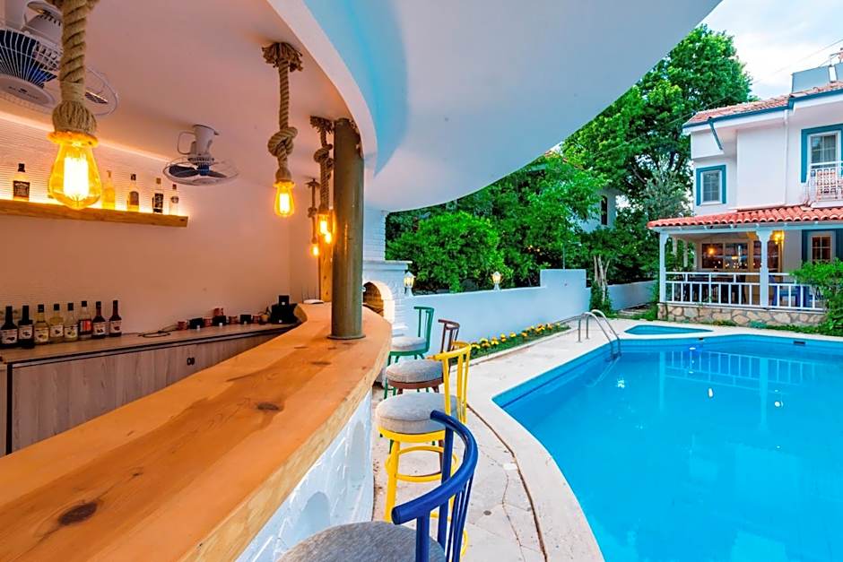 Calypso Cozy Suites