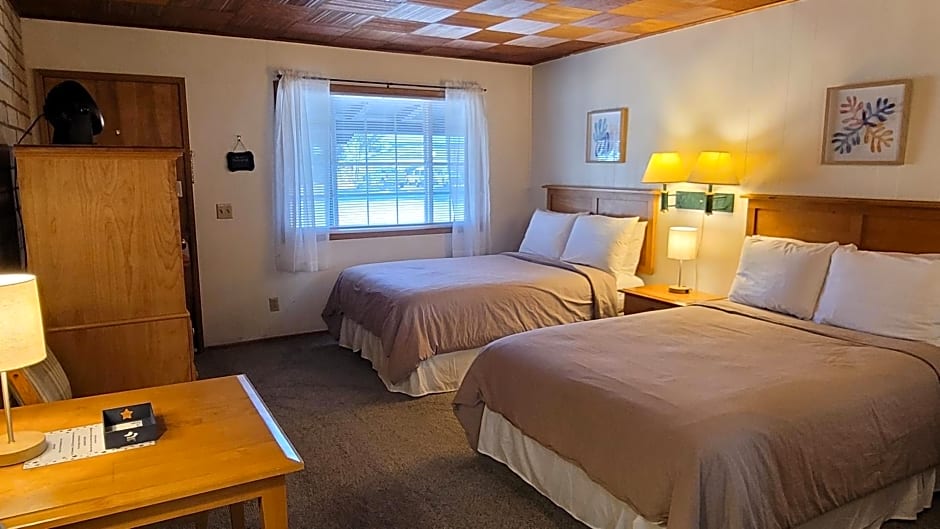 Moonlight Resort Suites & Sleeps