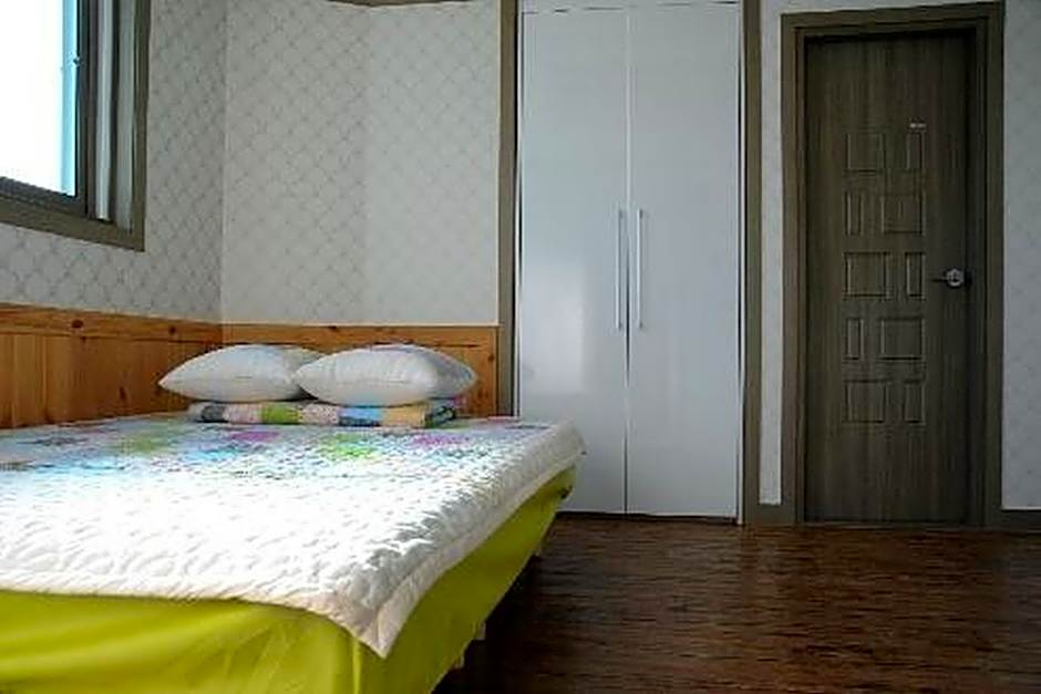 THE 1st Andong Hostel