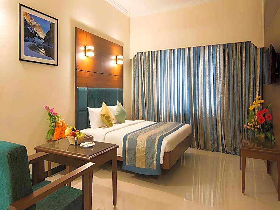 Shenbaga Hotel & Convention Centre