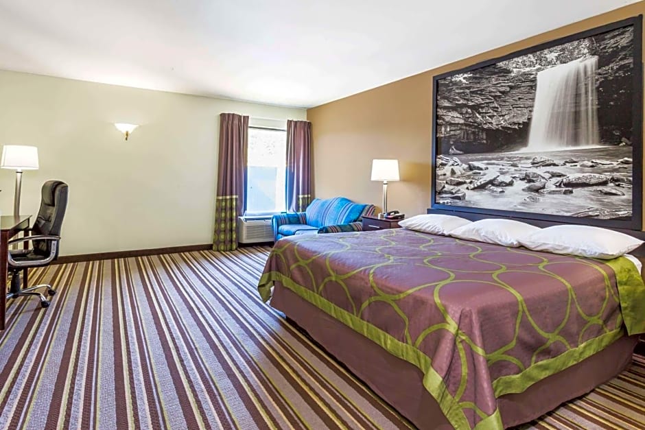 Super 8 by Wyndham Hull Street Midlothian Richmond Area