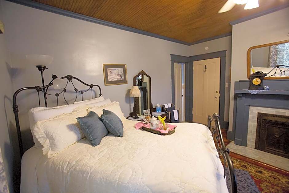 Bees B & B-V