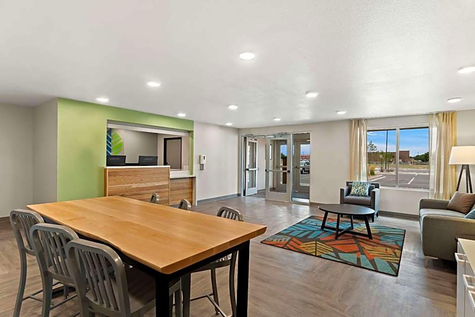WoodSpring Suites Denver Commerce City