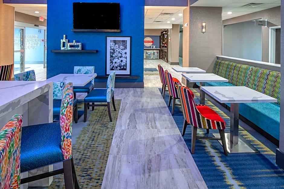 Hampton Inn By Hilton and Suites Dallas/Plano Central