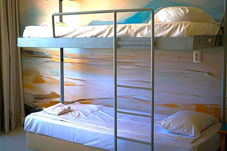 HI Arrifana Destination Hostel