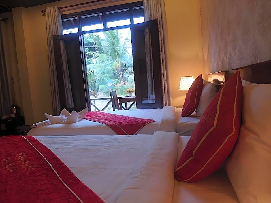 Sadakham Royal View Hotel