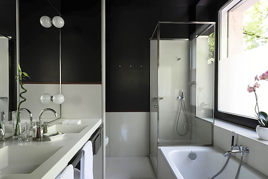 The Hotel Lucerne, Autograph Collection by Marriott