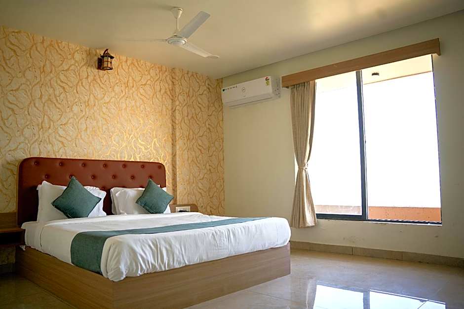 The Sky Comfort Beach Hotel, Dwarka
