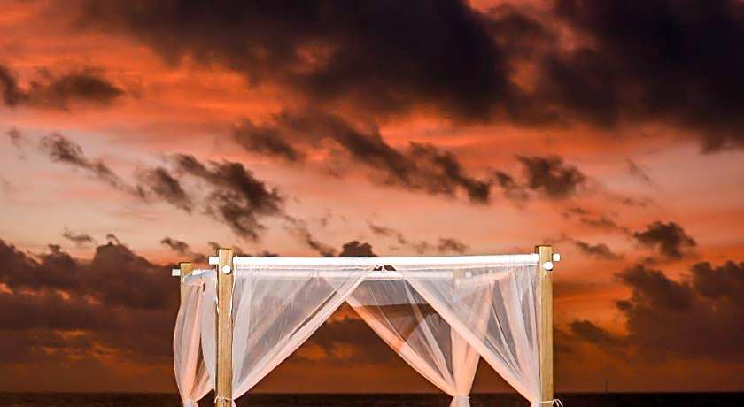 Triton Beach Hotel & Spa at Maafushi