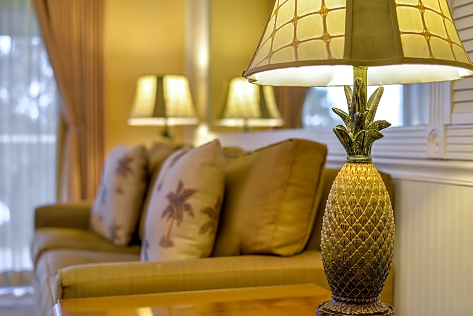 Hilton Vacation Club Charter Club Naples Bay