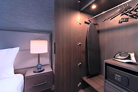 King Studio with Sofa Bed - Mobility and Hearing Accessible with Roll-in Shower