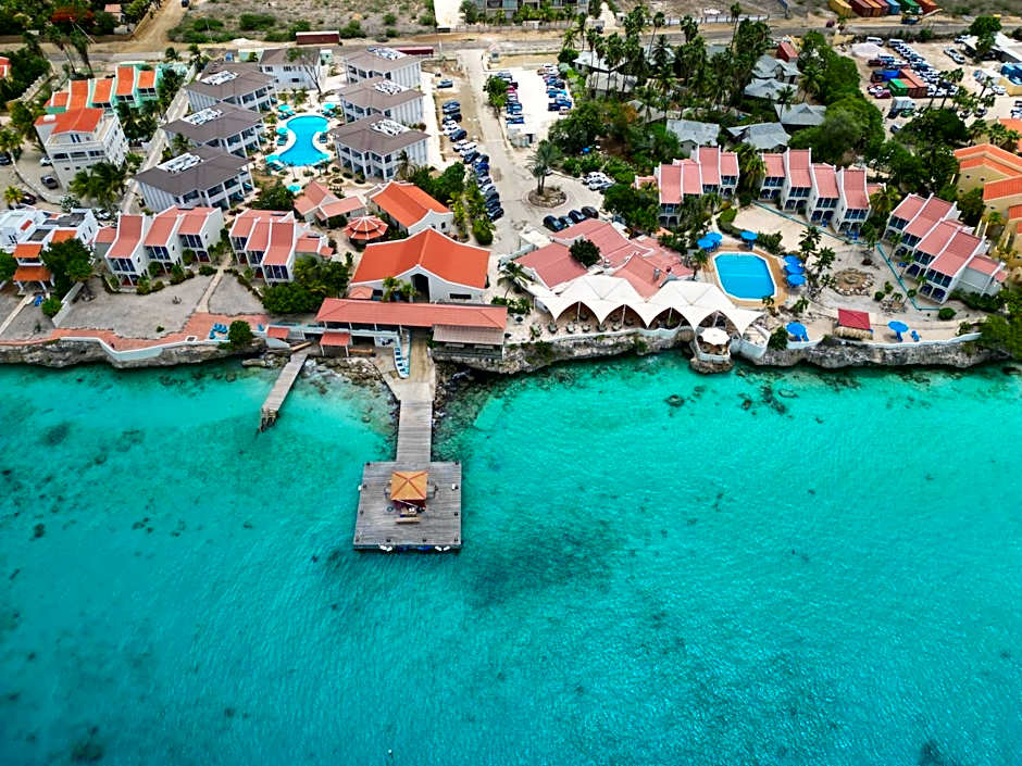 Captain Don's Habitat